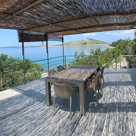 Private Island Scitna - House Luel Holiday home