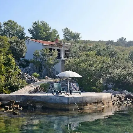 Private Island Scitna - House Luel