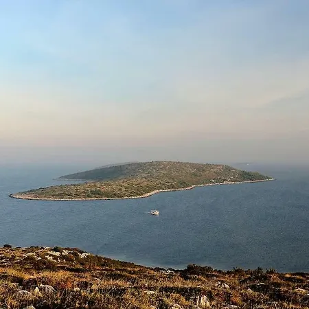 Private Island Scitna - House Luel Holiday home Murter