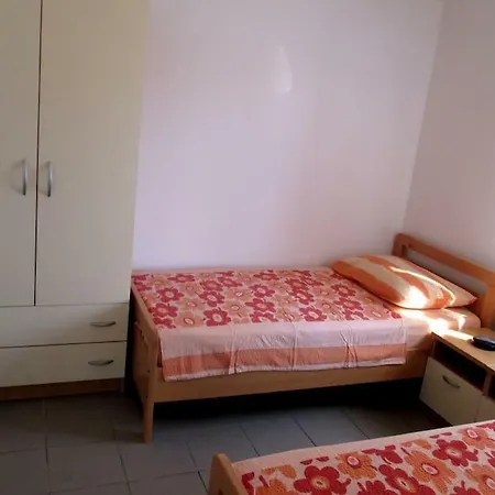 Private Island Scitna - House Luel Holiday home